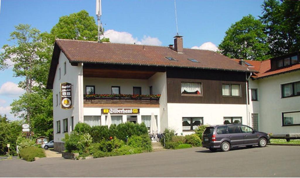 Отель Gasthof Silberhaus Trostau Экстерьер фото
